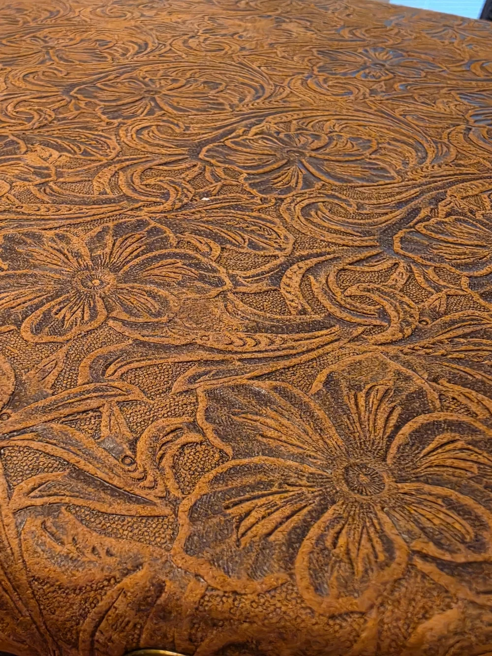 Round Embossed Floral Leather lazy susan - Tan